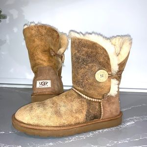UGG Bailey Button II Boot 9